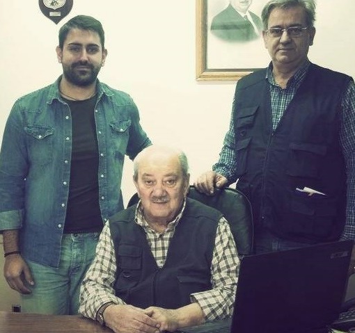 Azienda familiare Foto raffigurante Antonio Cristian (a sinistra) e Vincenzo De Girolamo (a destra), attuali guide dell’azienda, insieme a Giuseppe Stramaglia, figlio del fondatore.